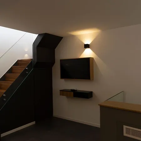 La Dimora Dei Paladini Apart-hotel 4*