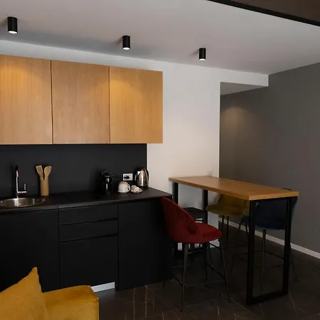 Apart-hotel La Dimora Dei Paladini 4*