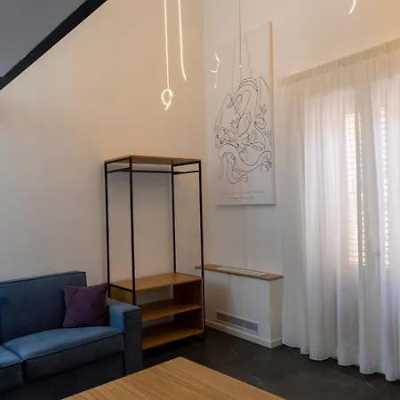 La Dimora Dei Paladini Apart-hotel 4*