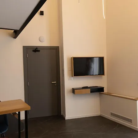 Apartahotel La Dimora Dei Paladini 4*